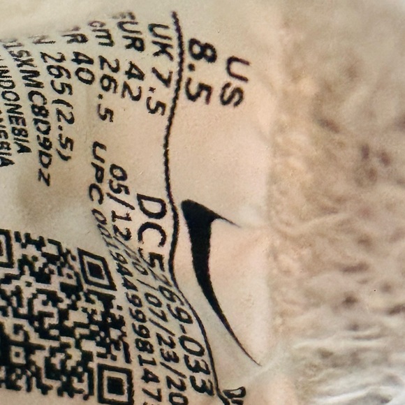 Nike Blazer Mid Hike Nike Fur Lined Sneakers - Picture 8 of 9